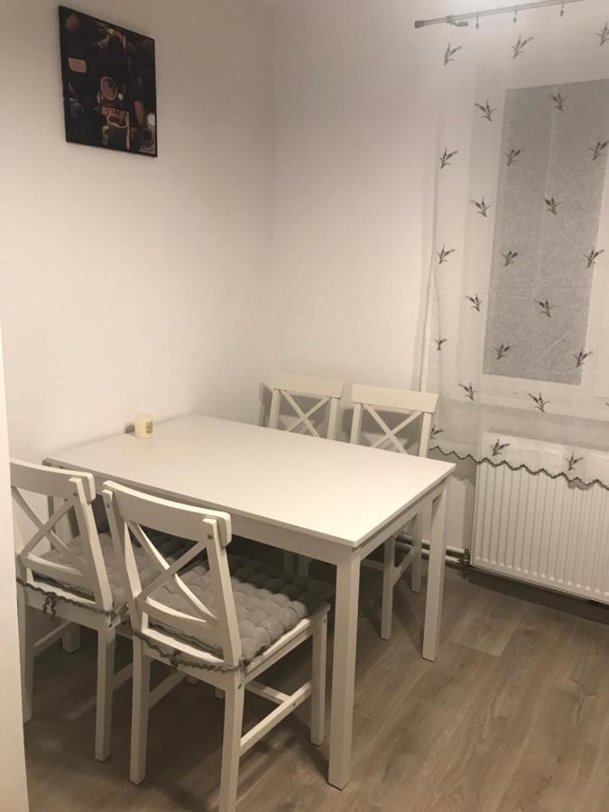 Apartment Colina *